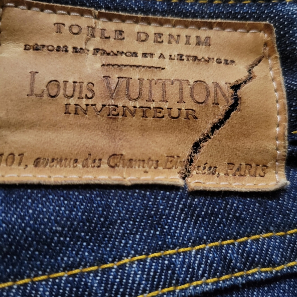 👖Louis Vuitton Dark Blue Straight Leg Jeans Authentic 👖 - Picture 7 of 16